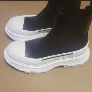 Alexander McQueen | Shoes | Only Wore One Time Alexander  display picture 2